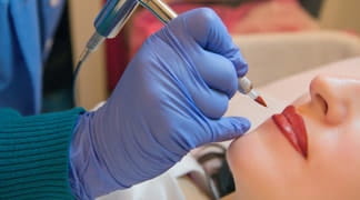 Maquillage permanent des lèvres Maquillage permanent des lèvres à Nyon et Genève